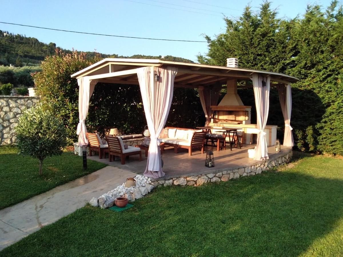 Villa Adelais Tsoukalades Exterior photo